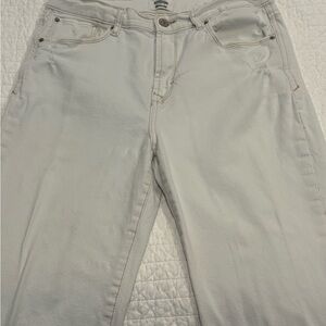 Women's white Kensie Jeans